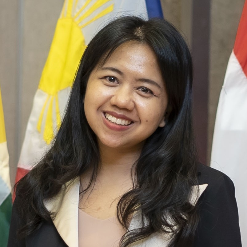 Ms Kansiripak Muangnoycharoen